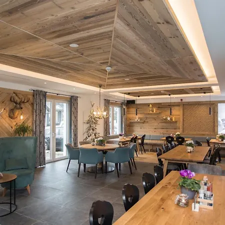 Отель Lodge Hotel Winterberg Винтерберг