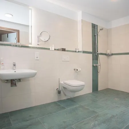 Lodge Hotel Winterberg Ξενοδοχείο Βίντερμπεργκ